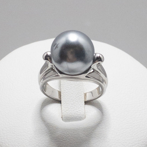 Unbranded Jewelry - Technibond Faux Black Pearl Statement Ring | Silver Tone | Size 6